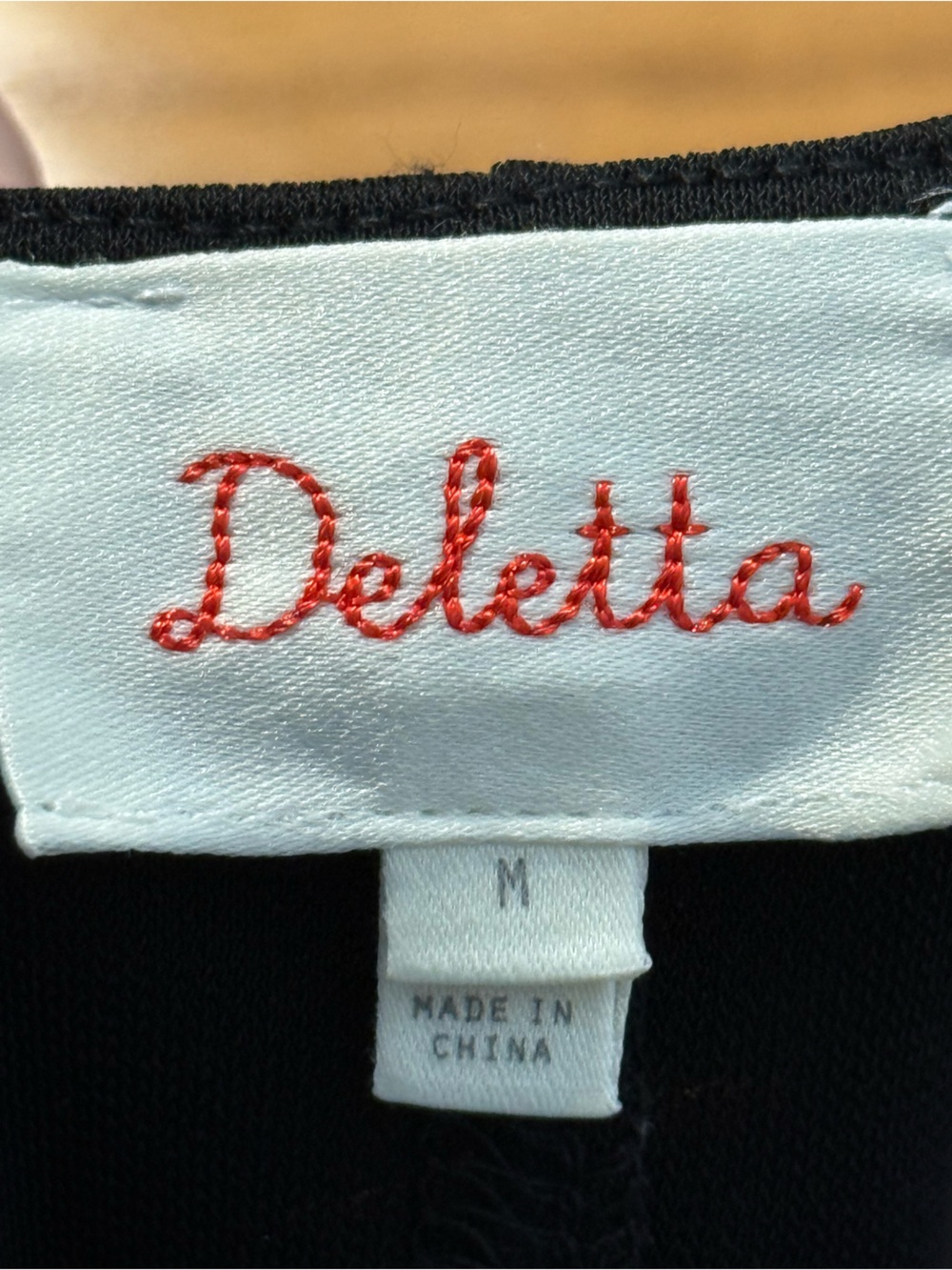 deletta black top size m
